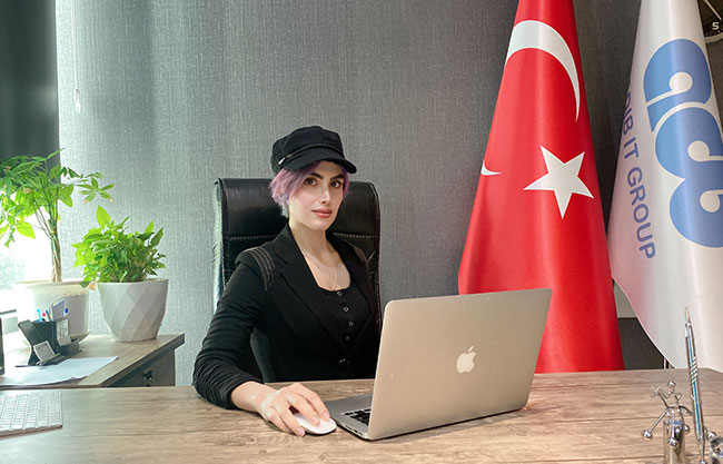 امور مالی و مسؤل دفتر ترکیه